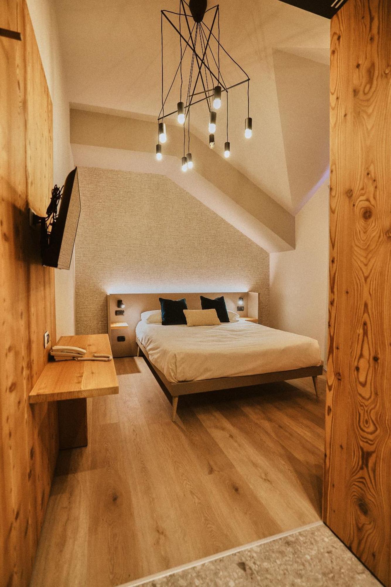 Albergo Meuble Vecchio Scarpone Baceno Bagian luar foto