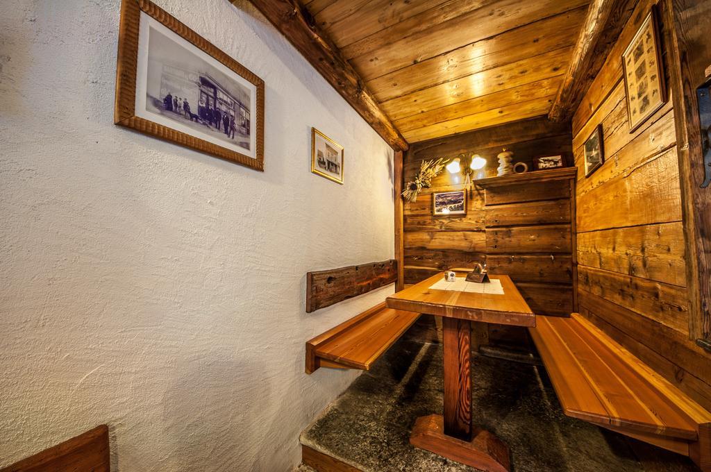 Albergo Meuble Vecchio Scarpone Baceno Bagian luar foto